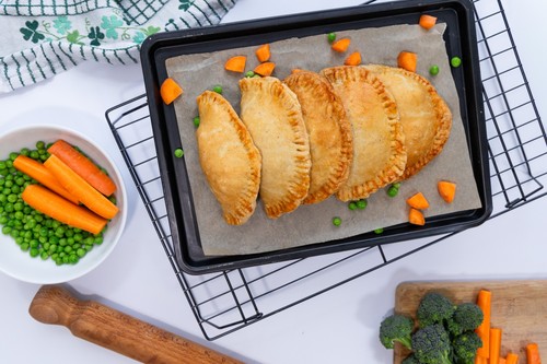 Cornish pasties traditional - cornish,